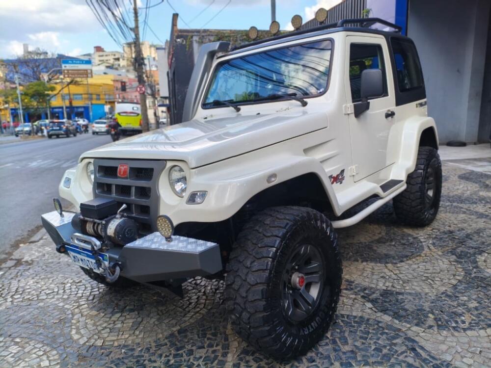 Troller T4