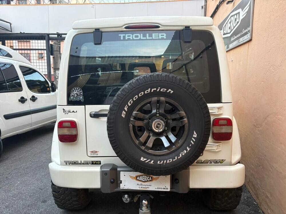 Troller T4