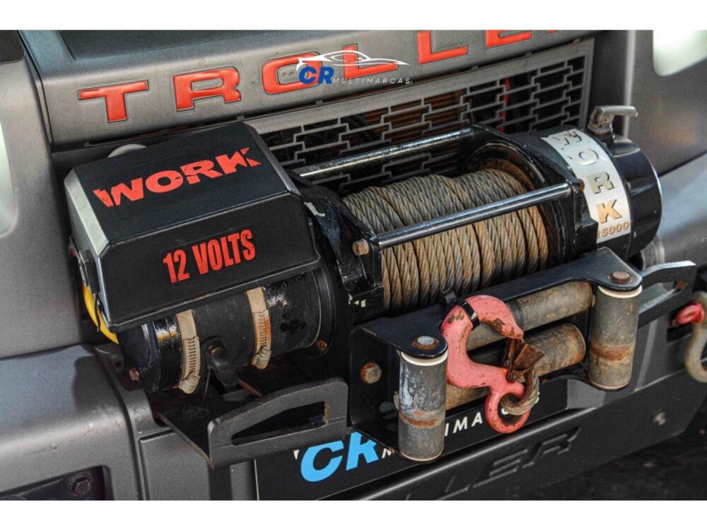 Troller T4