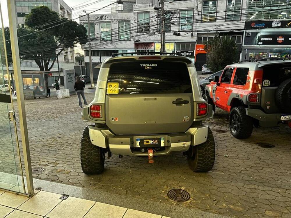 Troller T4