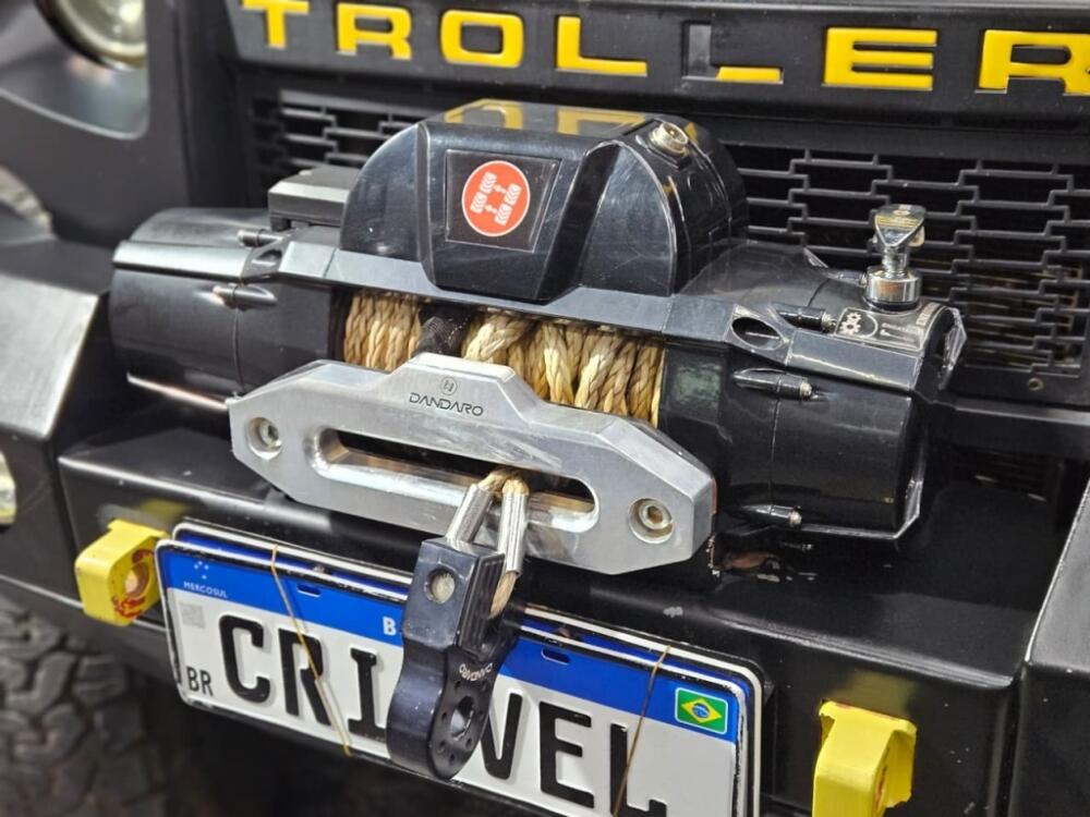 Troller T4