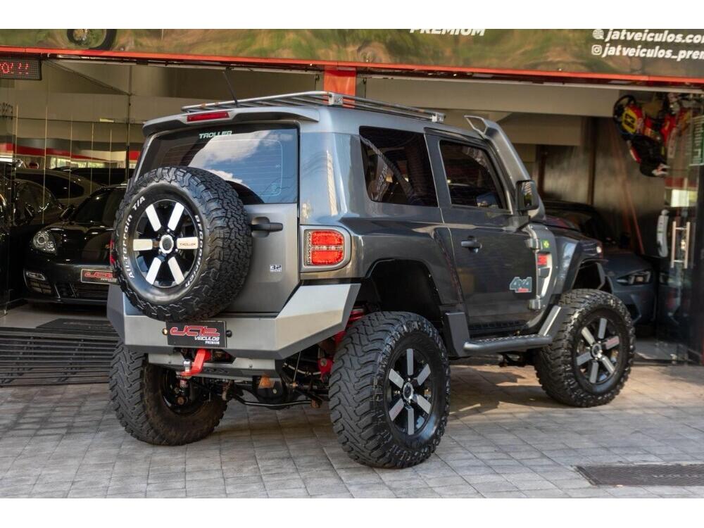 Troller T4