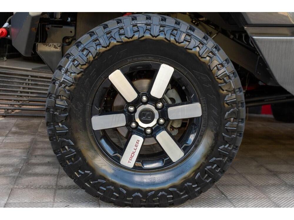 Troller T4