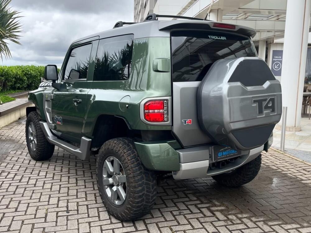 Troller T4