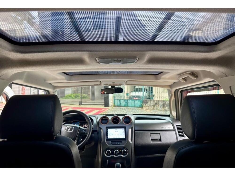 Troller T4