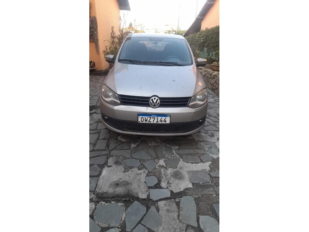 Volkswagen Fox Fox 1.0 Mi Total Flex 8V 5p 2014