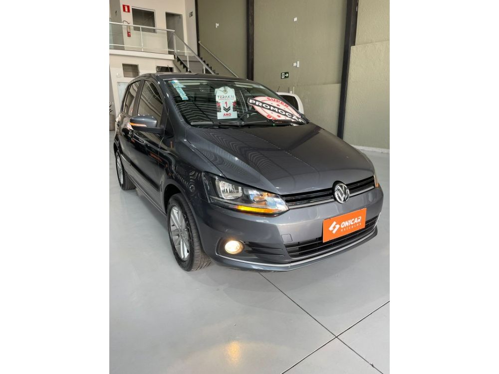 Volkswagen Fox 1.6 Manual 20/21 Cinza - 4192550 - Itabira - Seminovos