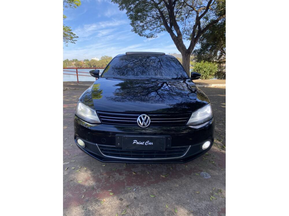 Volkswagen Jetta 2.0 TSI HIGHLINE 211CV GASOLINA 4P TIPTRONIC 2011