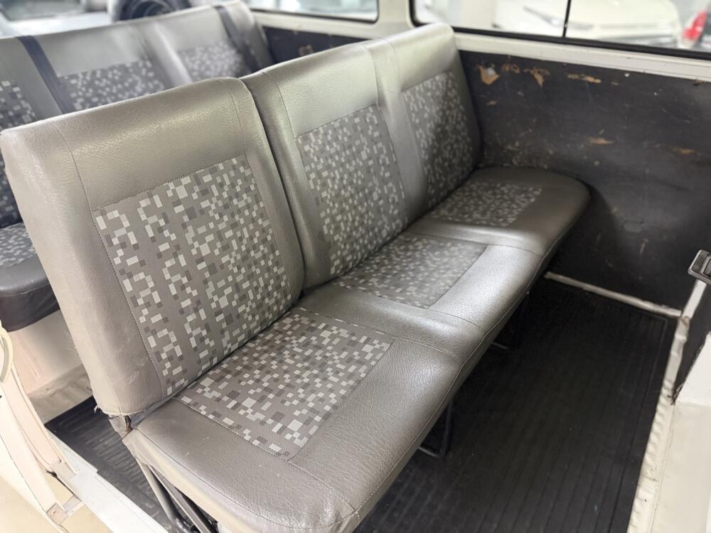 Volkswagen Kombi