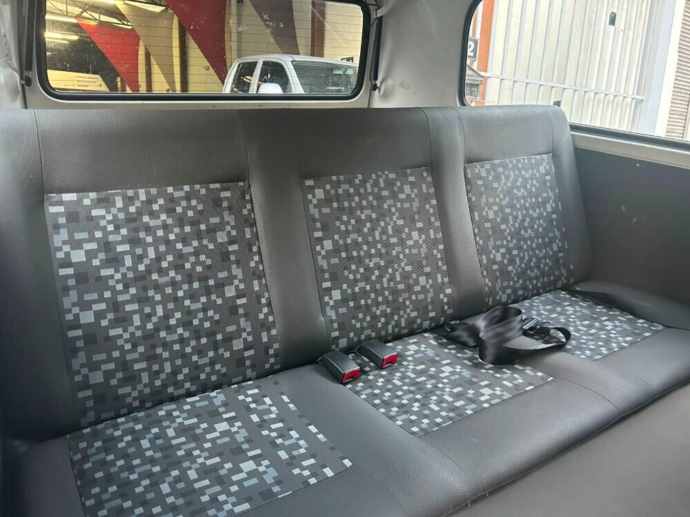 Volkswagen Kombi