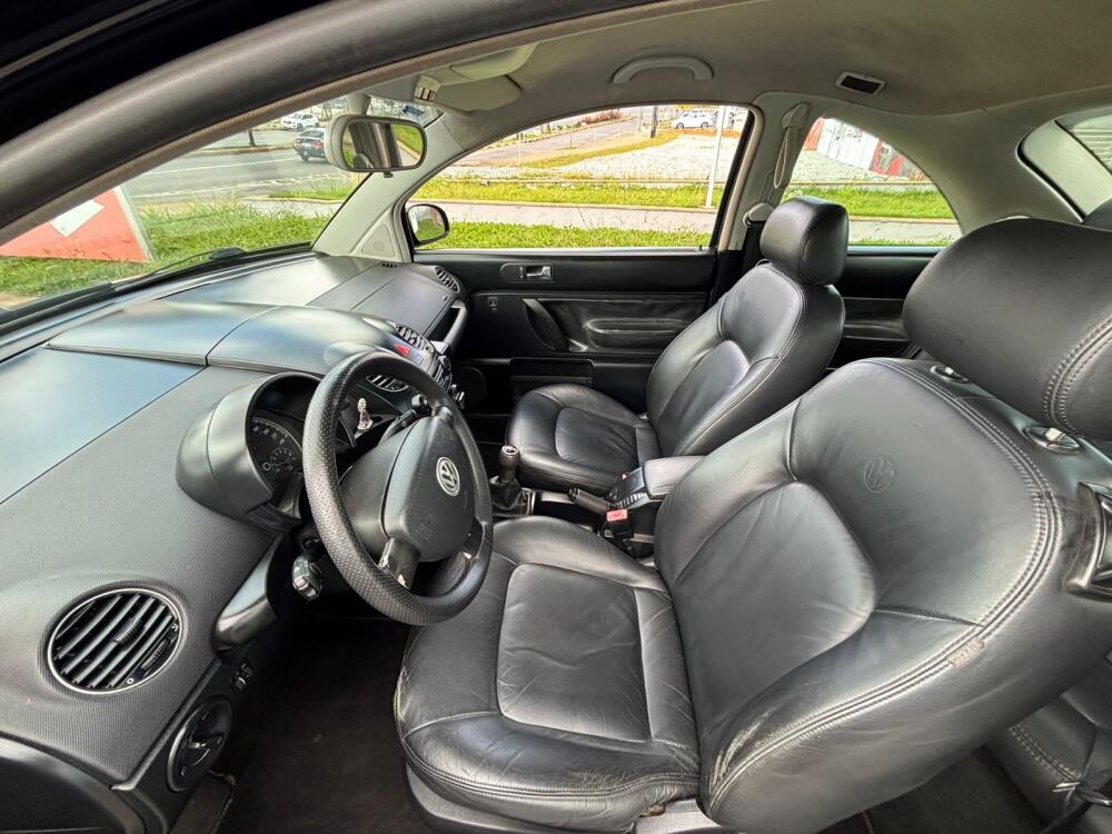 Volkswagen New Beetle
