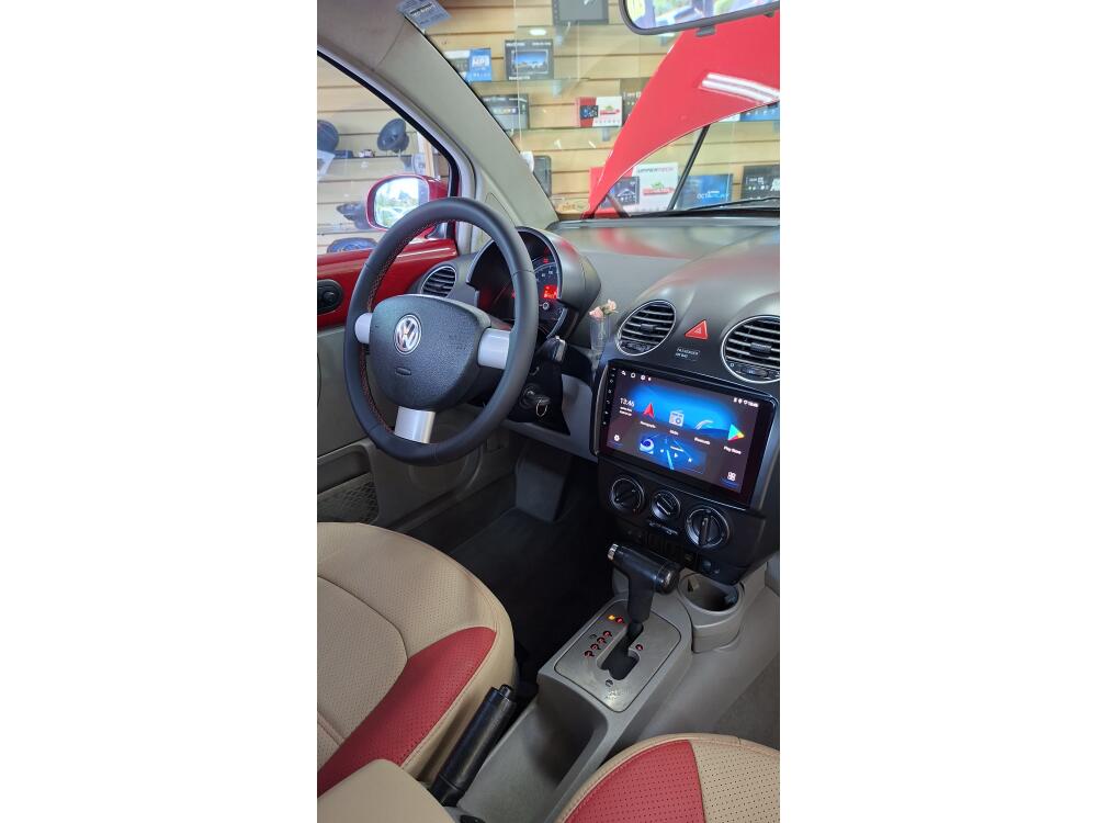 Volkswagen New Beetle