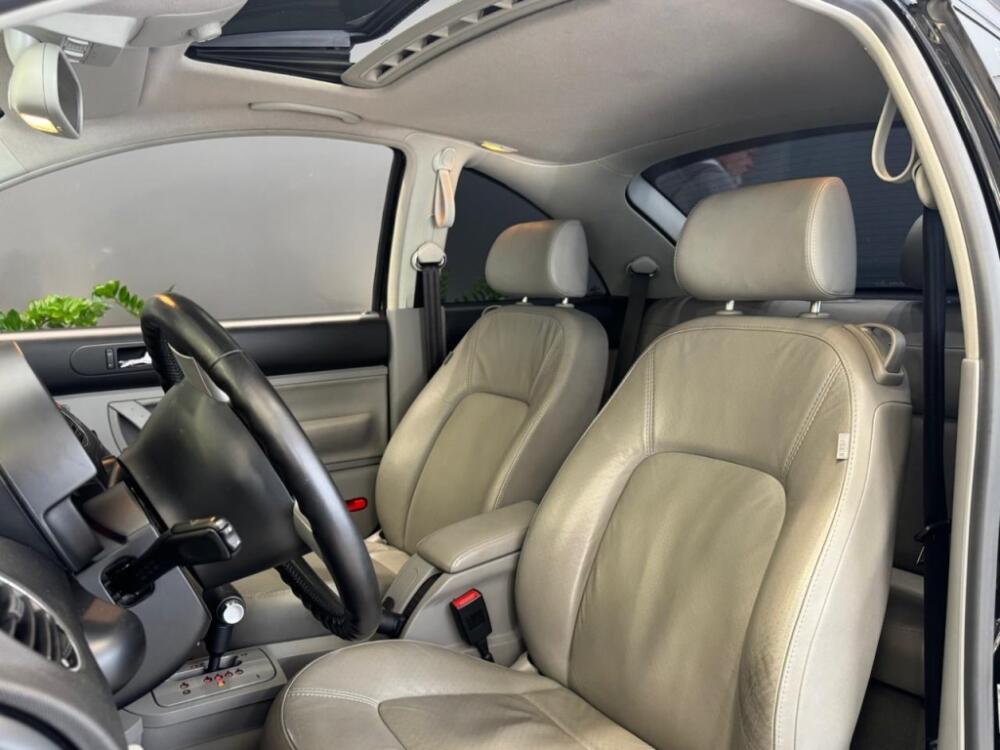 Volkswagen New Beetle
