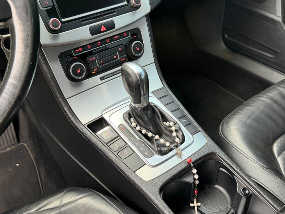 Volkswagen Passat Sedan