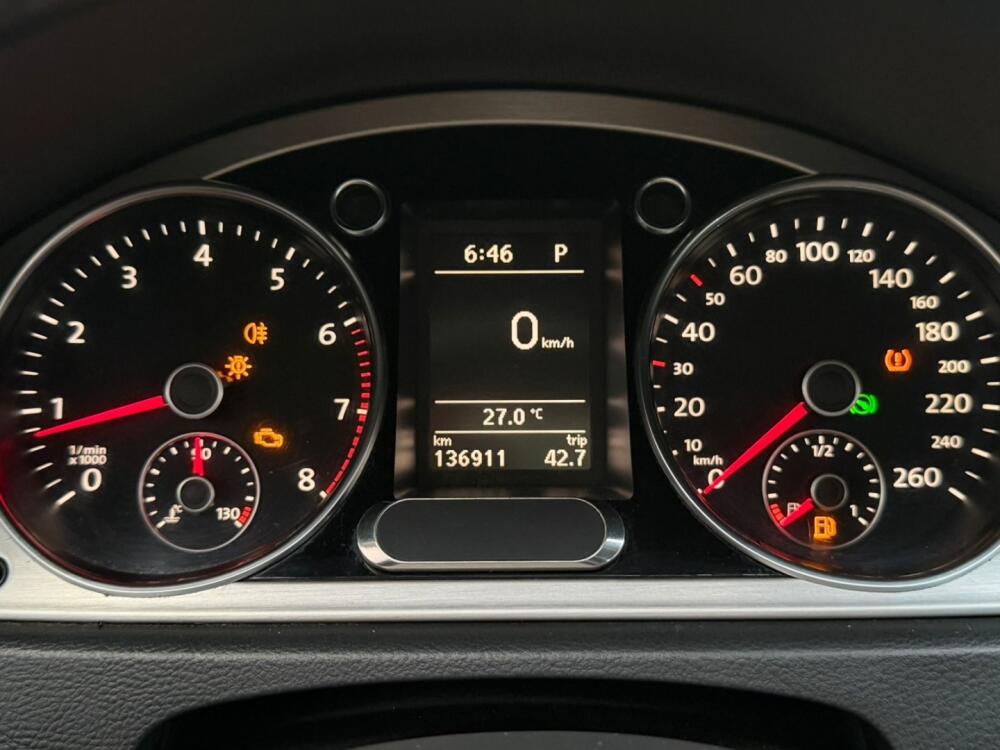 Volkswagen Passat Sedan