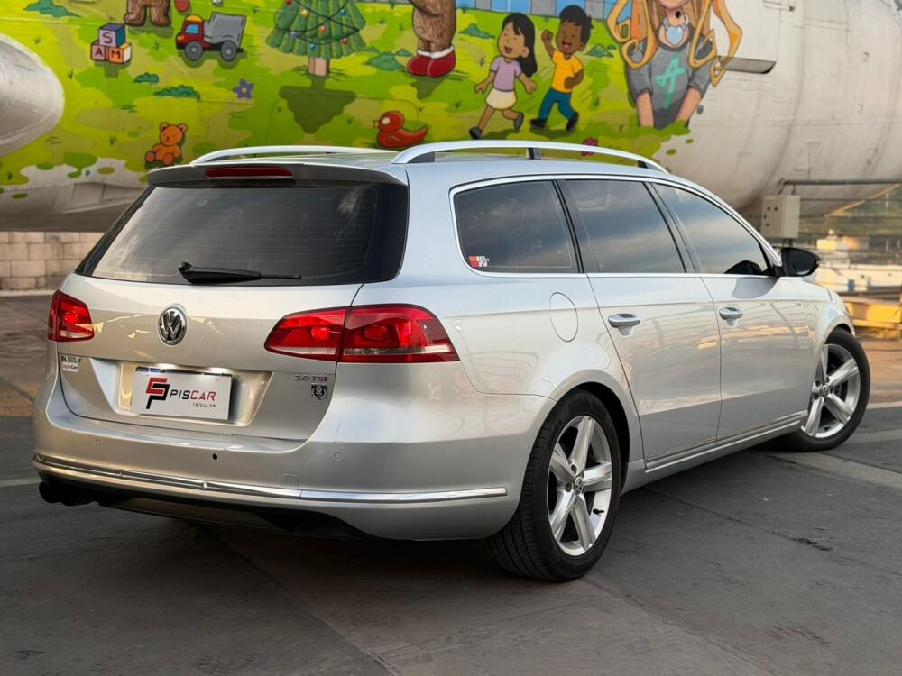 Volkswagen Passat Sedan