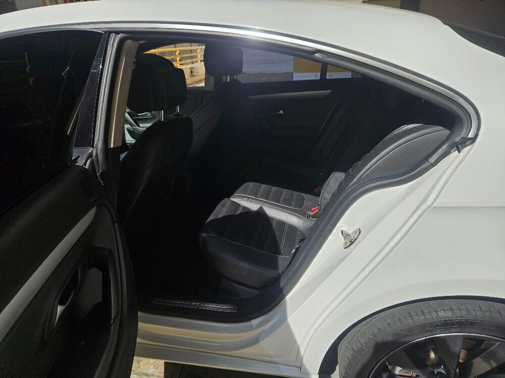 Volkswagen Passat Sedan