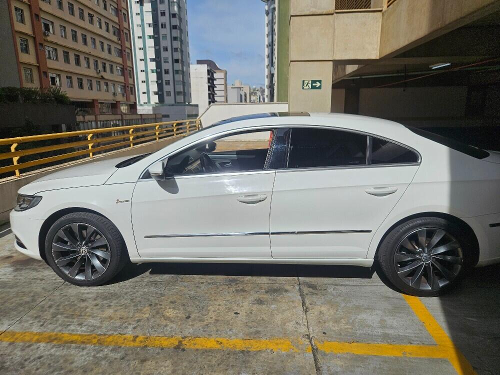 Volkswagen Passat Sedan