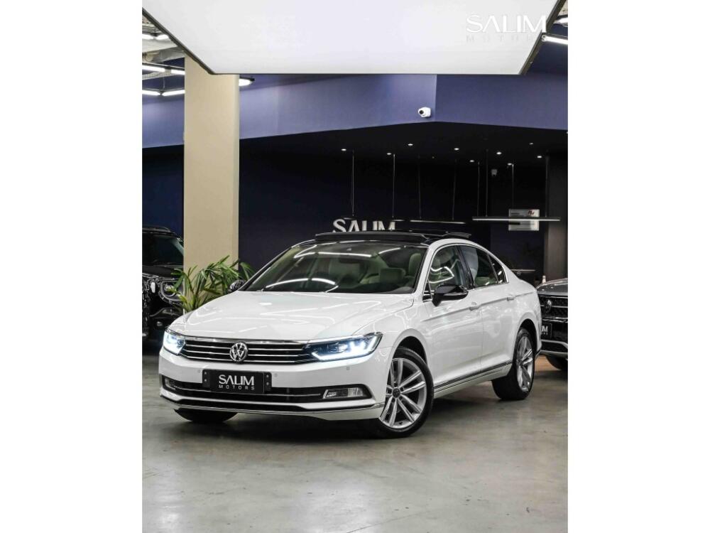 Volkswagen Passat Sedan
