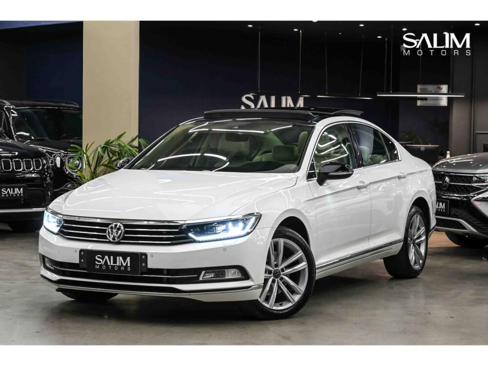 Volkswagen Passat Sedan