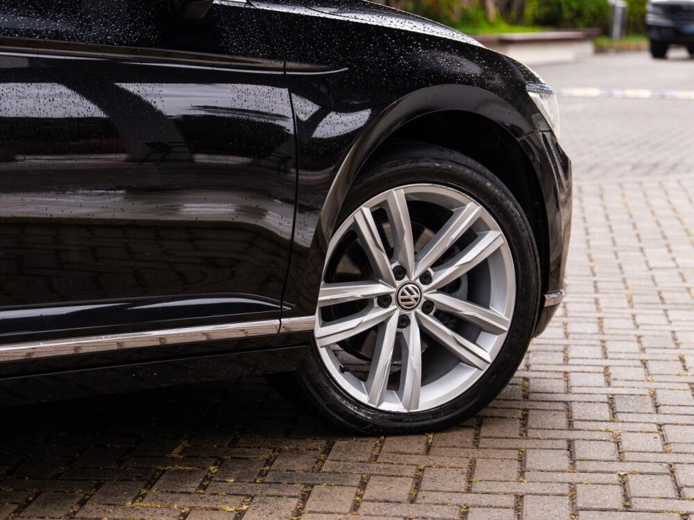 Volkswagen Passat Sedan