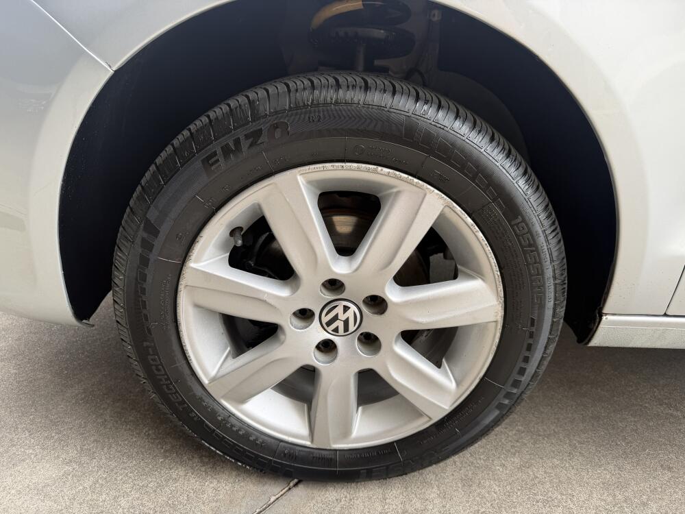 Volkswagen Polo Hatch
