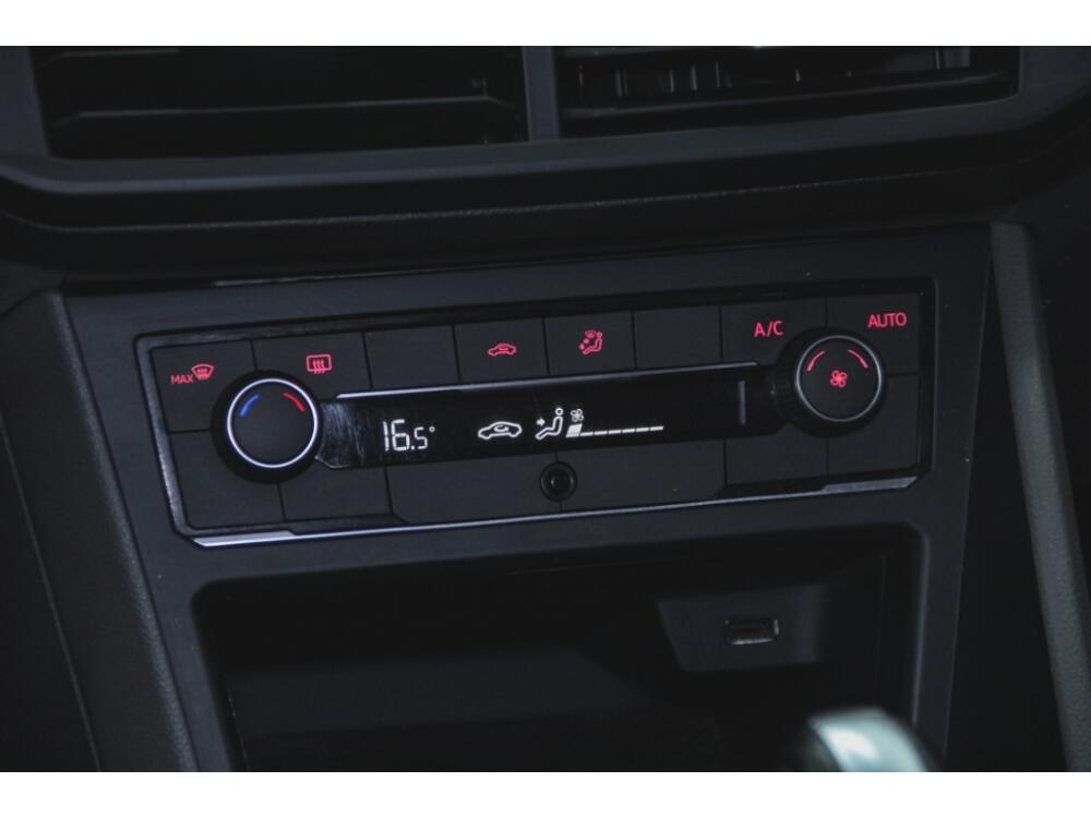 Volkswagen Polo Hatch