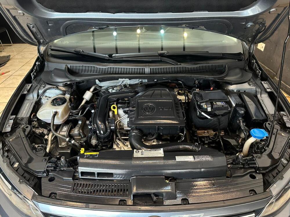 Volkswagen Polo Hatch