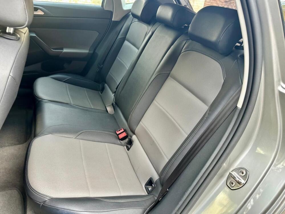 Volkswagen Polo Hatch