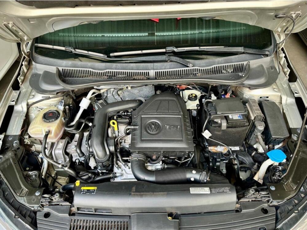 Volkswagen Polo Hatch