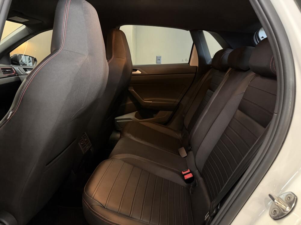 Volkswagen Polo Hatch