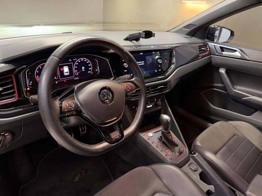 Volkswagen Polo Hatch