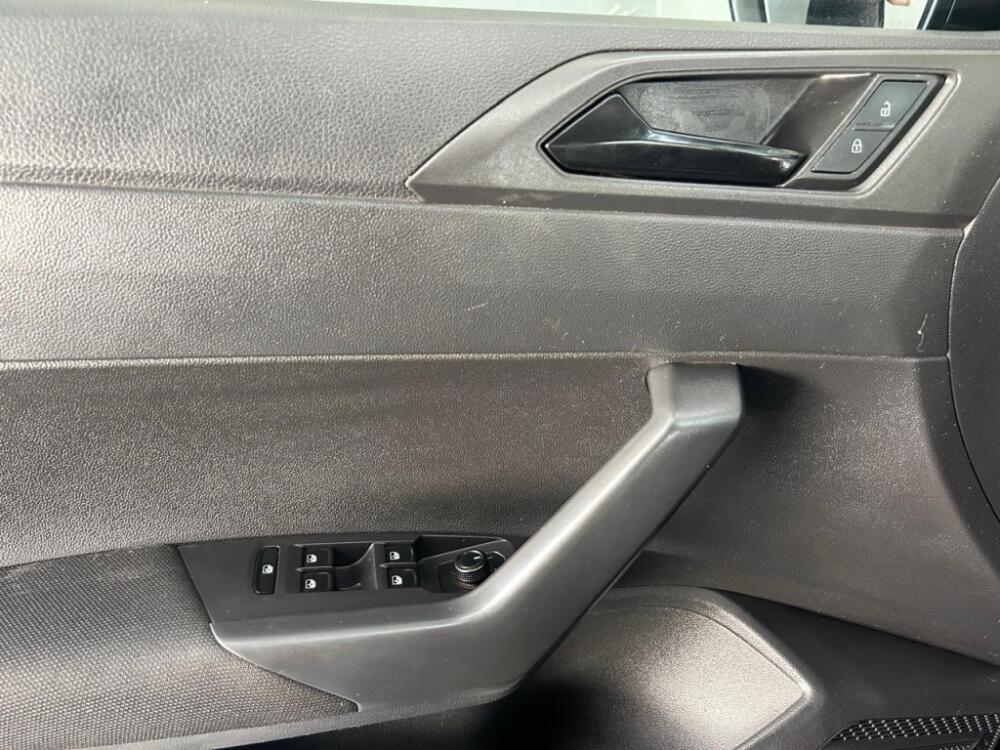 Volkswagen Polo Hatch