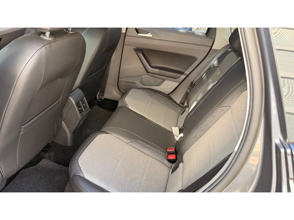Volkswagen Polo Hatch