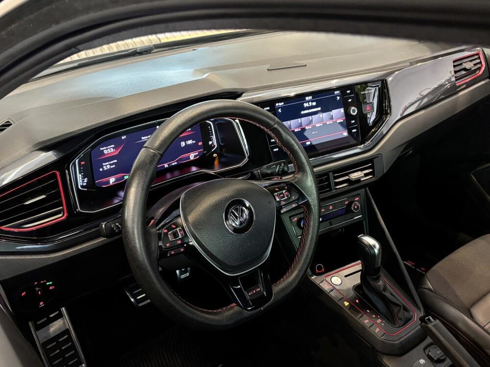 Volkswagen Polo Hatch
