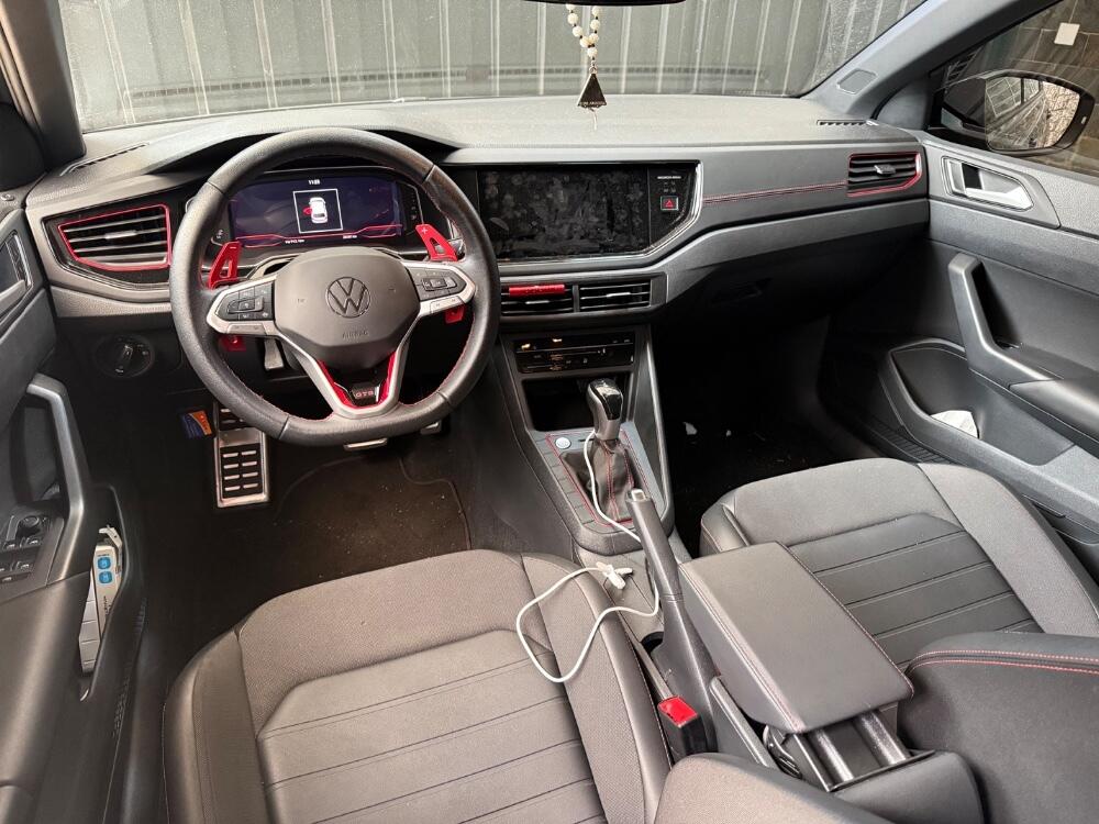 Volkswagen Polo Hatch