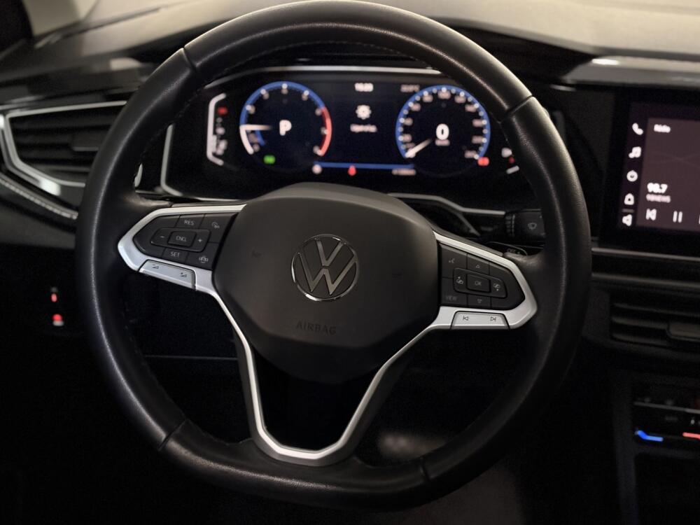 Volkswagen Polo Hatch