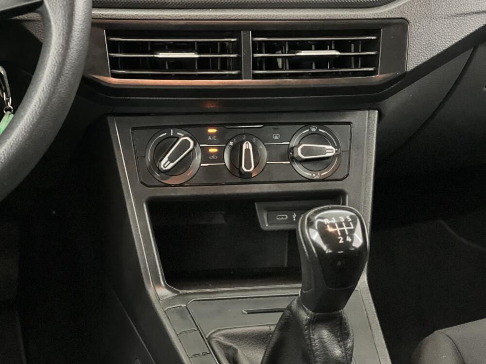 Volkswagen Polo Hatch