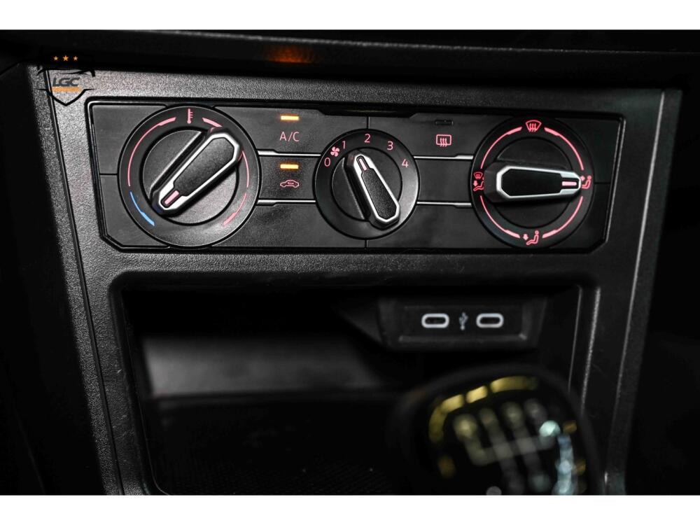 Volkswagen Polo Hatch