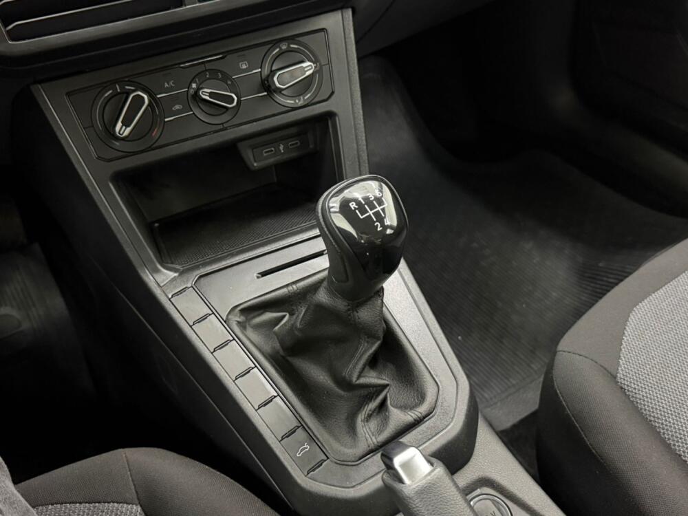 Volkswagen Polo Hatch