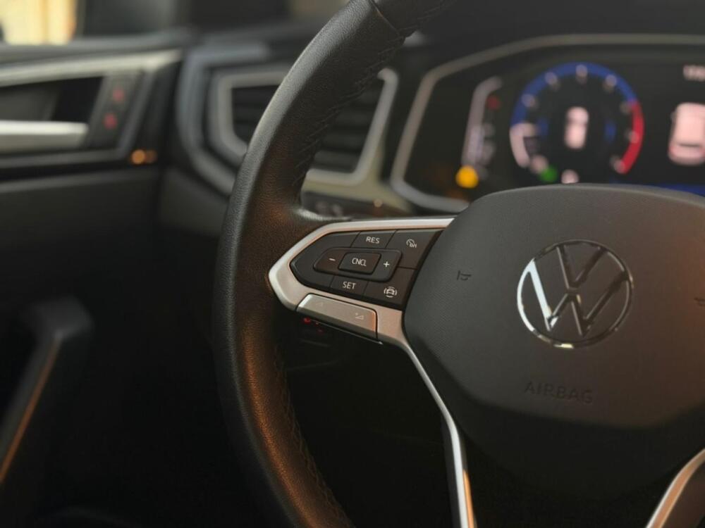 Volkswagen Polo Hatch