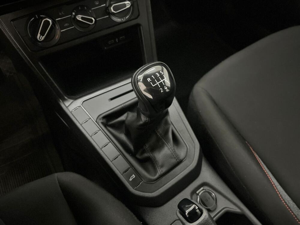 Volkswagen Polo Hatch