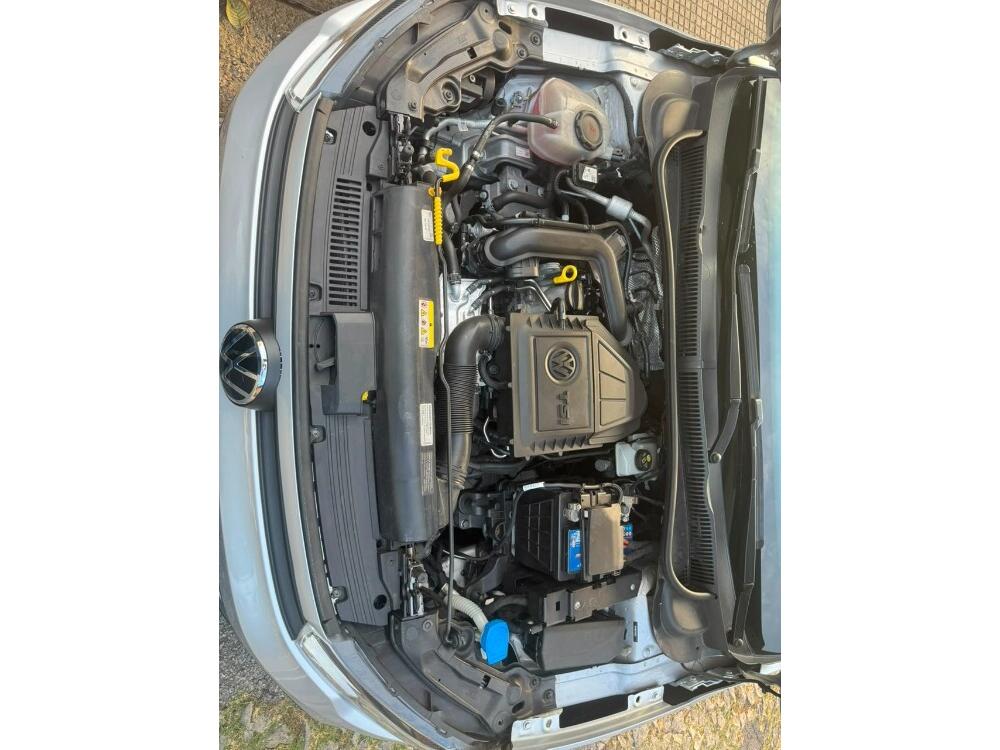 Volkswagen Polo Hatch