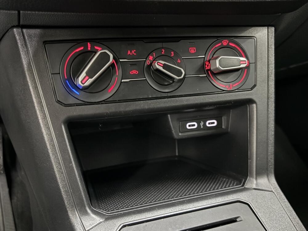Volkswagen Polo Hatch
