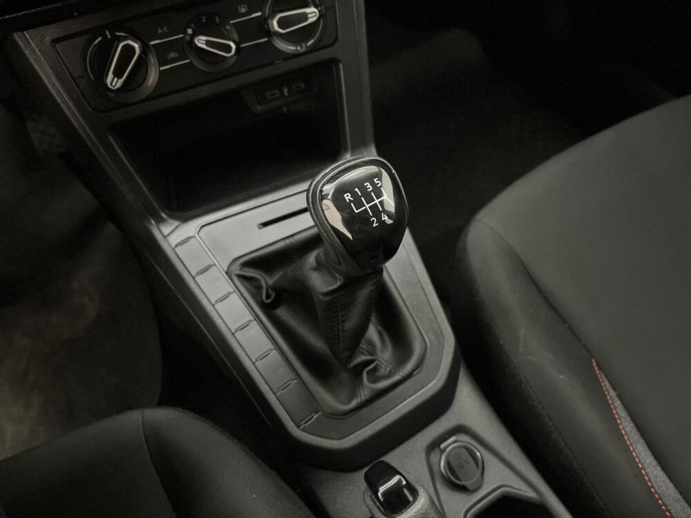 Volkswagen Polo Hatch