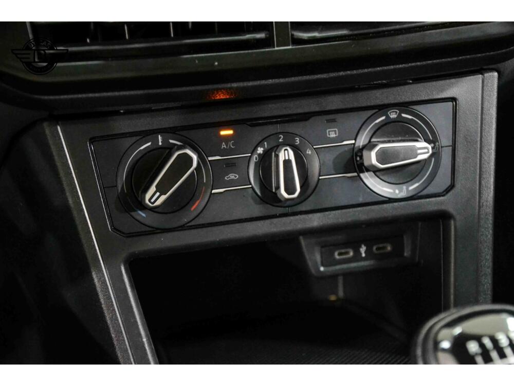 Volkswagen Polo Hatch