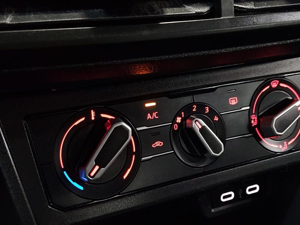 Volkswagen Polo Hatch