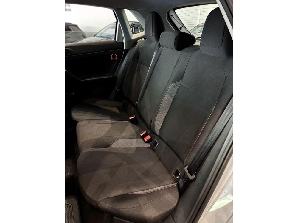 Volkswagen Polo Hatch