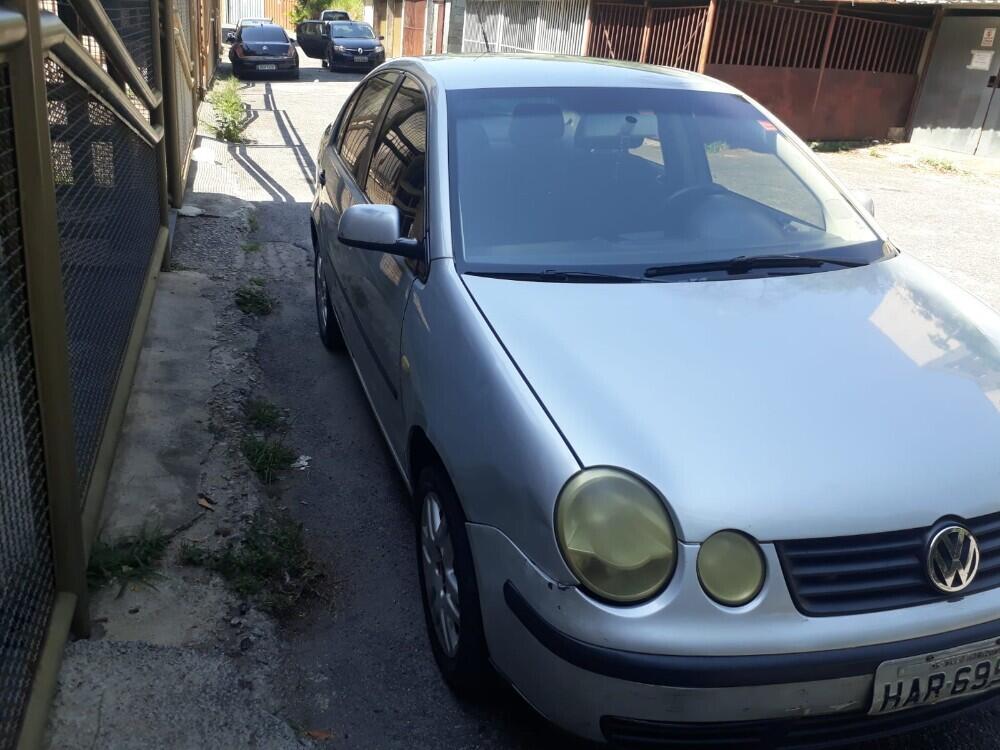 Volkswagen Polo Sedan