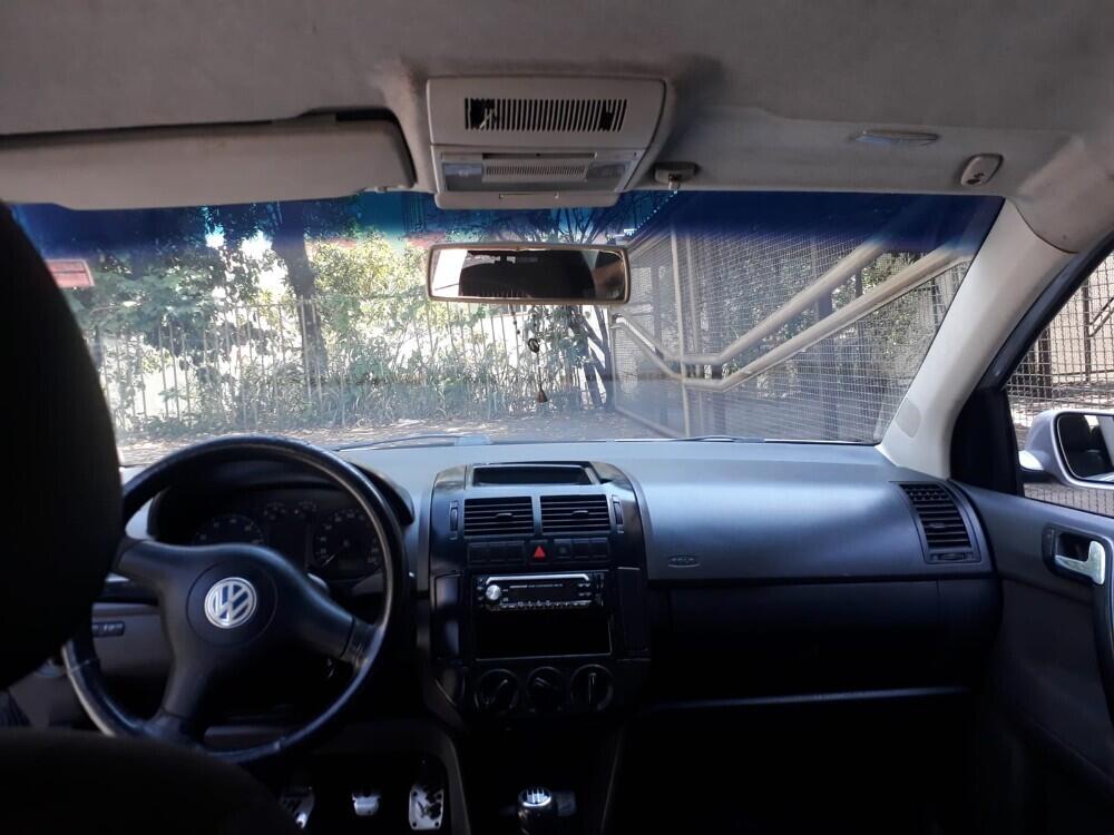 Volkswagen Polo Sedan